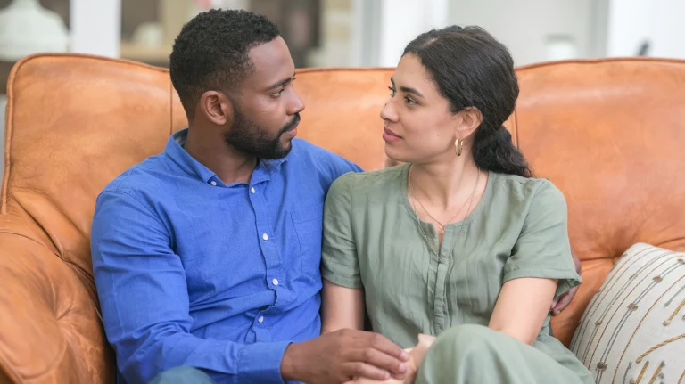 Cómo hablar con tu pareja sobre el mundo Swinger