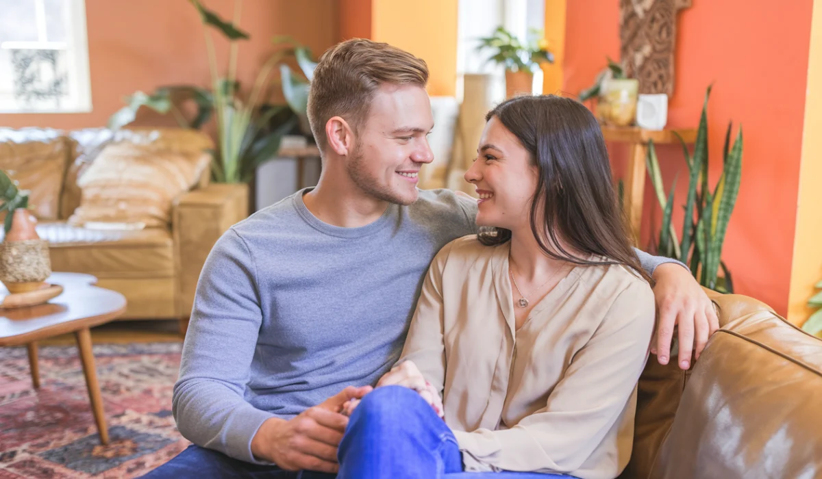 Consejos para parejas curiosas por el estilo de vida swinger