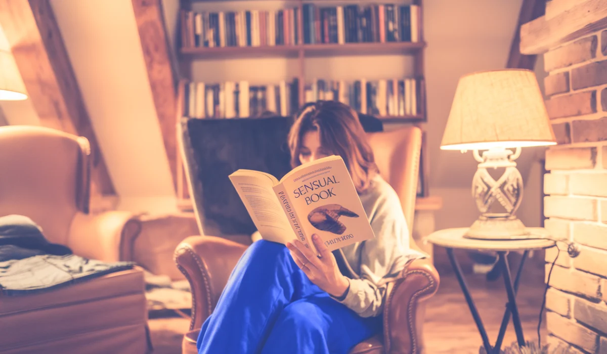 El papel de la literatura erótica en la comunidad swinger